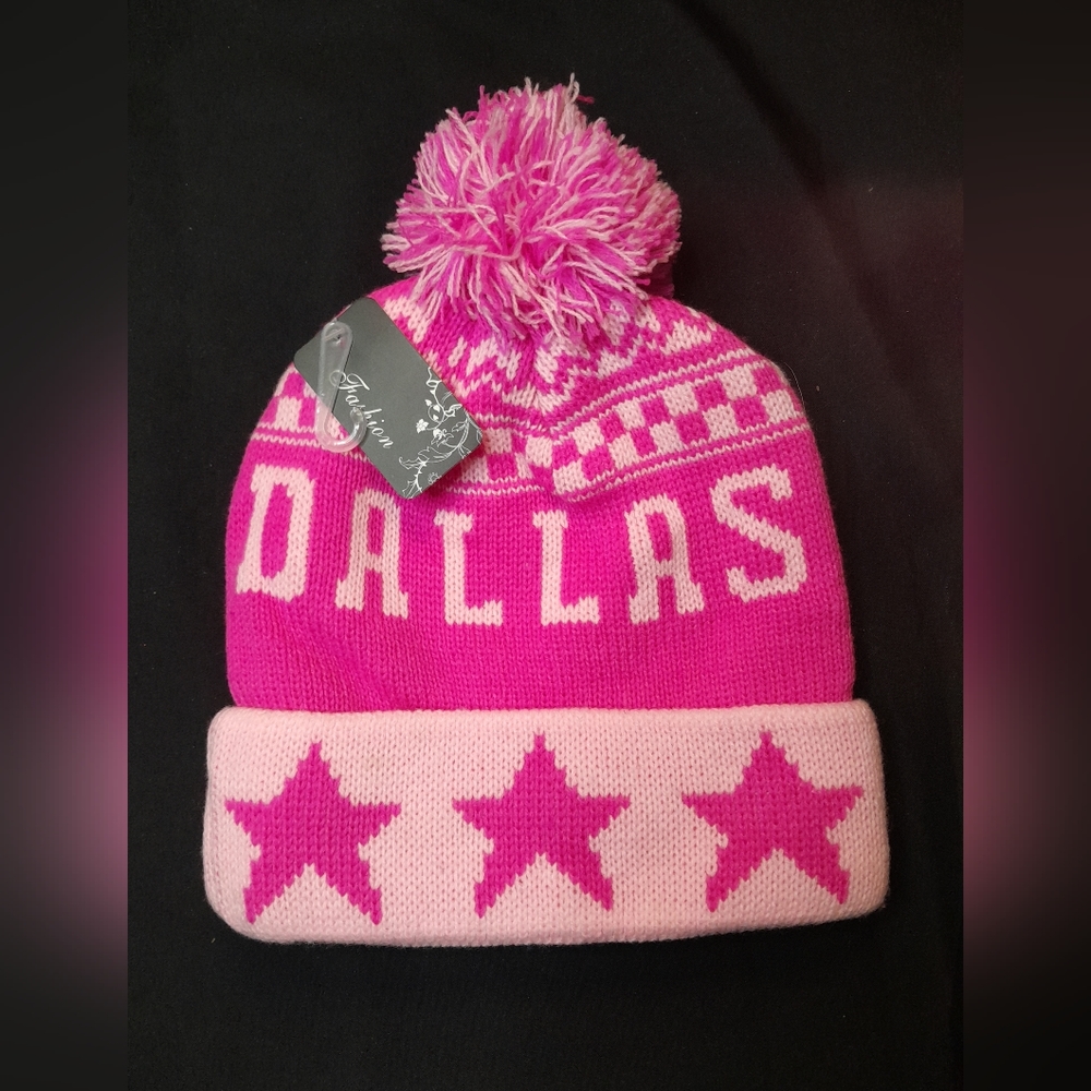 Dream Plus, Dallas Beanie in Pink OS NWT, Checkered And Stars
